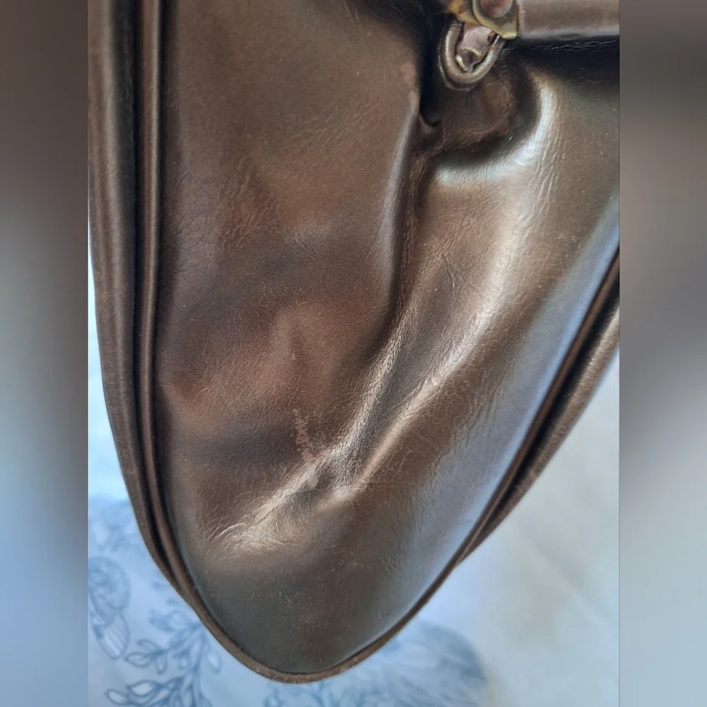 Chic Brown Shoulder Bag